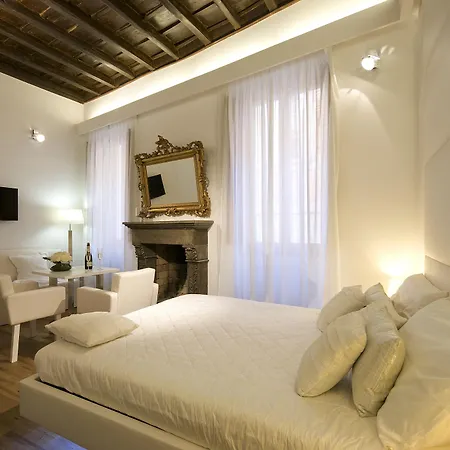 Gigli D'Oro Suite-3